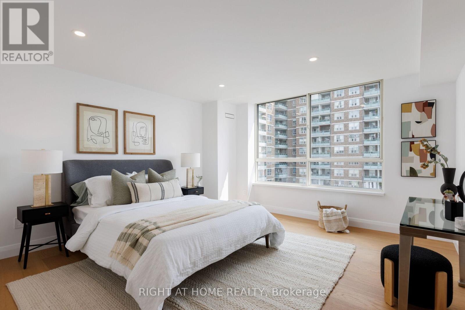1403 - 130 Carlton Street E, Toronto, Ontario  M5A 4K3 - Photo 35 - C12337576