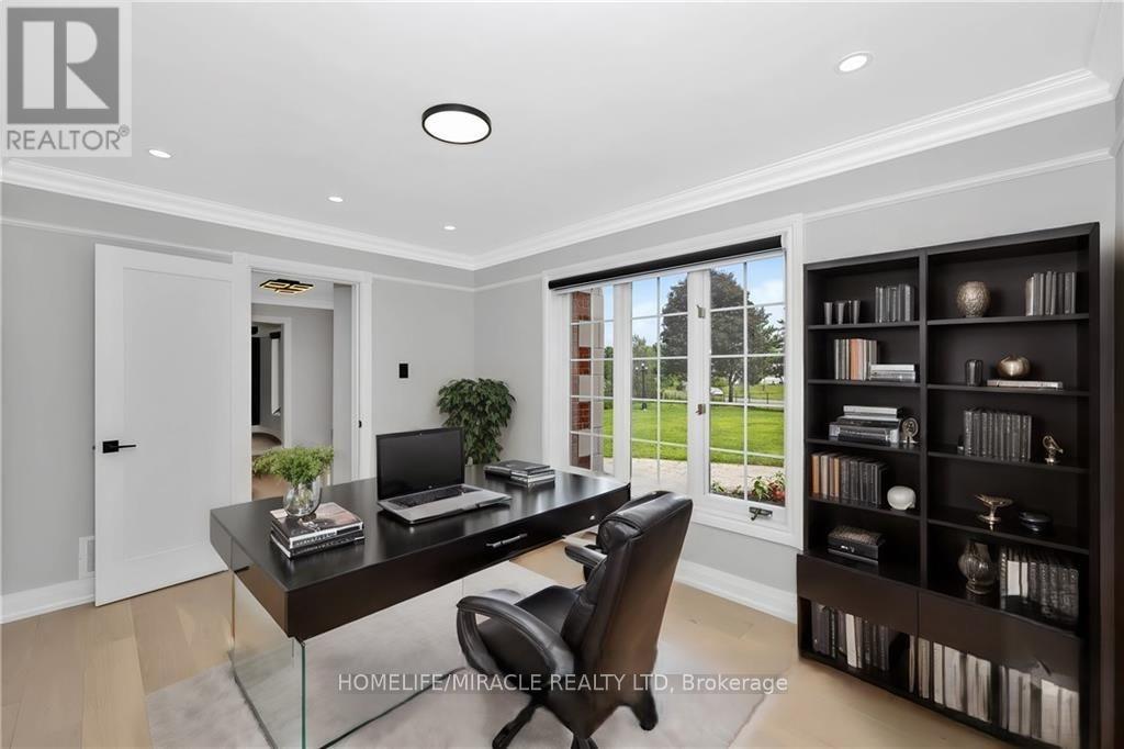 141 Kerry Hill Crescent, Ottawa, Ontario  K0A 1T0 - Photo 11 - X12364913