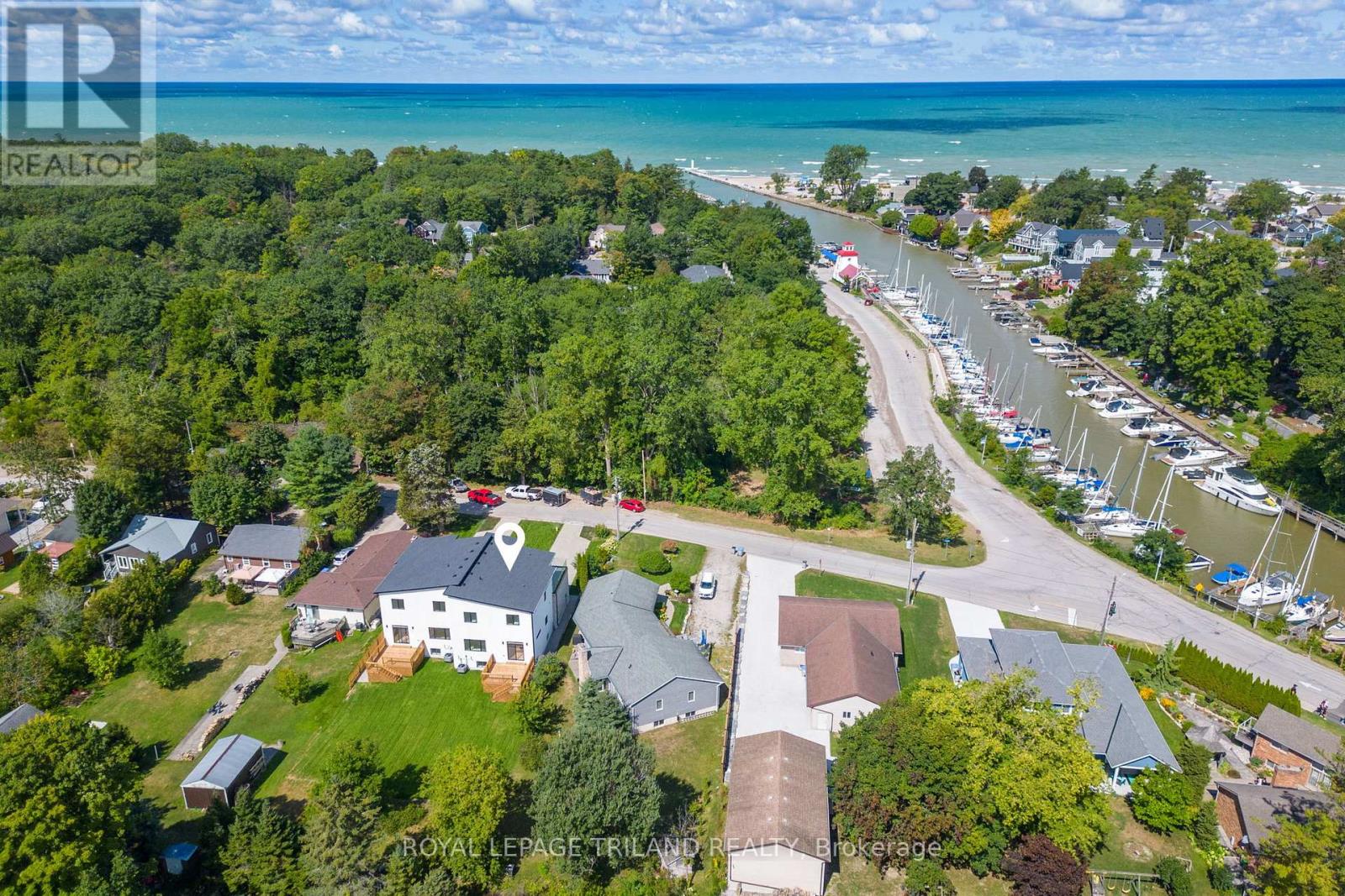 32 Alberta Street, Lambton Shores, Ontario  N0M 1T0 - Photo 45 - X12365368