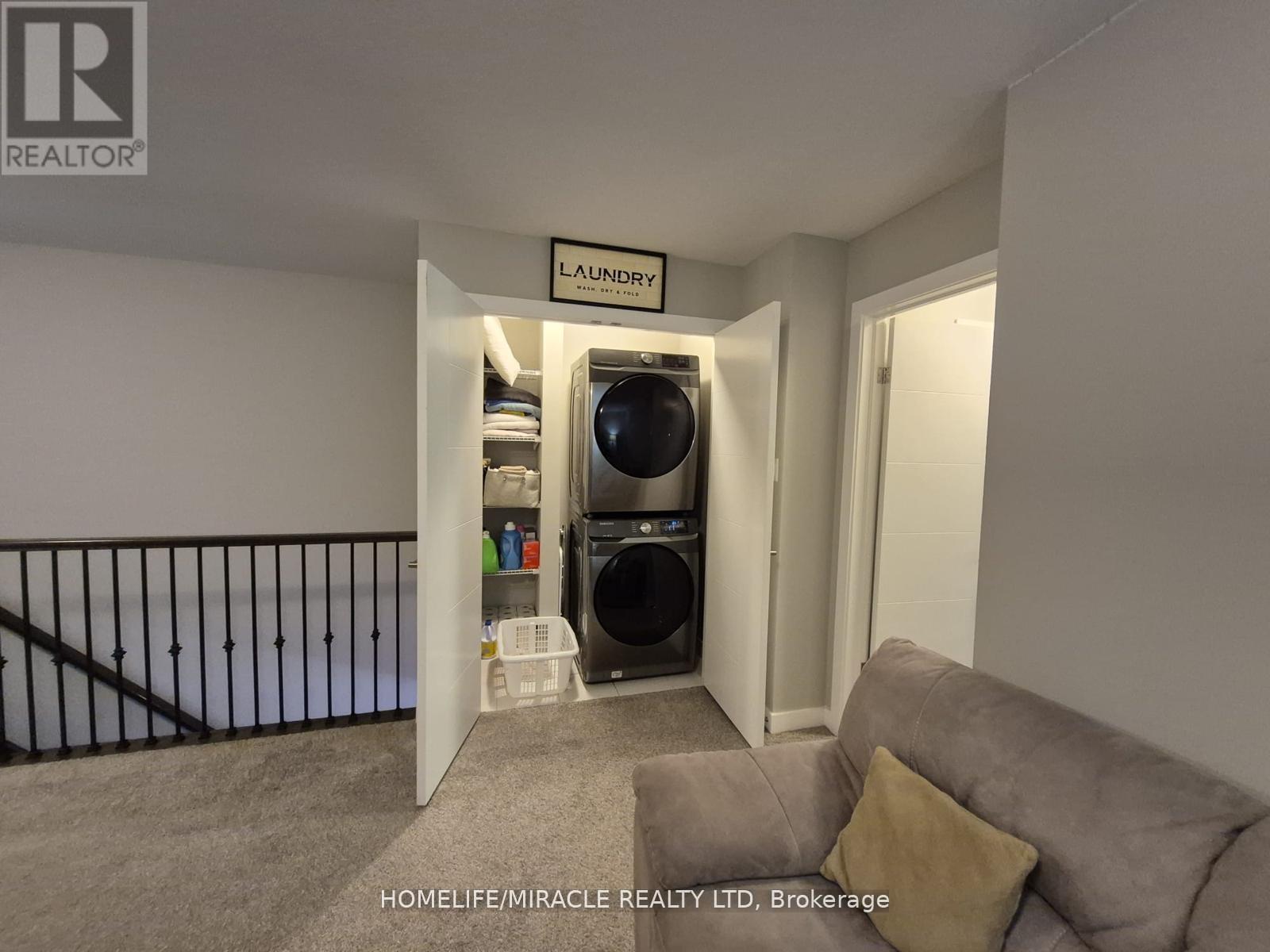 886 Robert Ferrie Drive, Kitchener, Ontario  N2R 0P2 - Photo 18 - X12365297