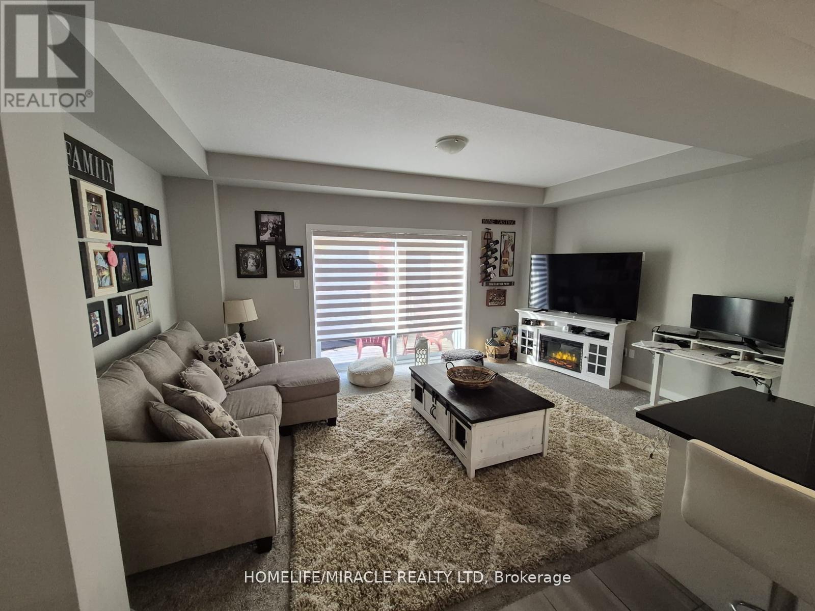 886 Robert Ferrie Drive, Kitchener, Ontario  N2R 0P2 - Photo 27 - X12365297