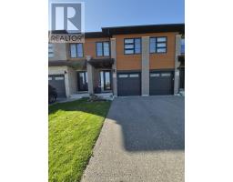 886 ROBERT FERRIE DRIVE, Kitchener, Ontario