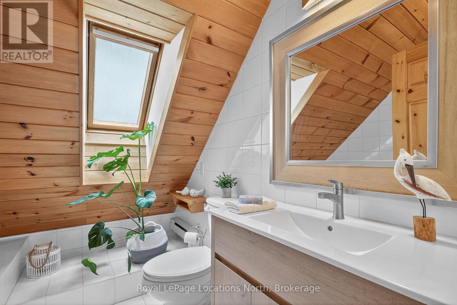 60 59th Street S, Wasaga Beach, Ontario  L9Z 1V9 - Photo 17 - S12365373