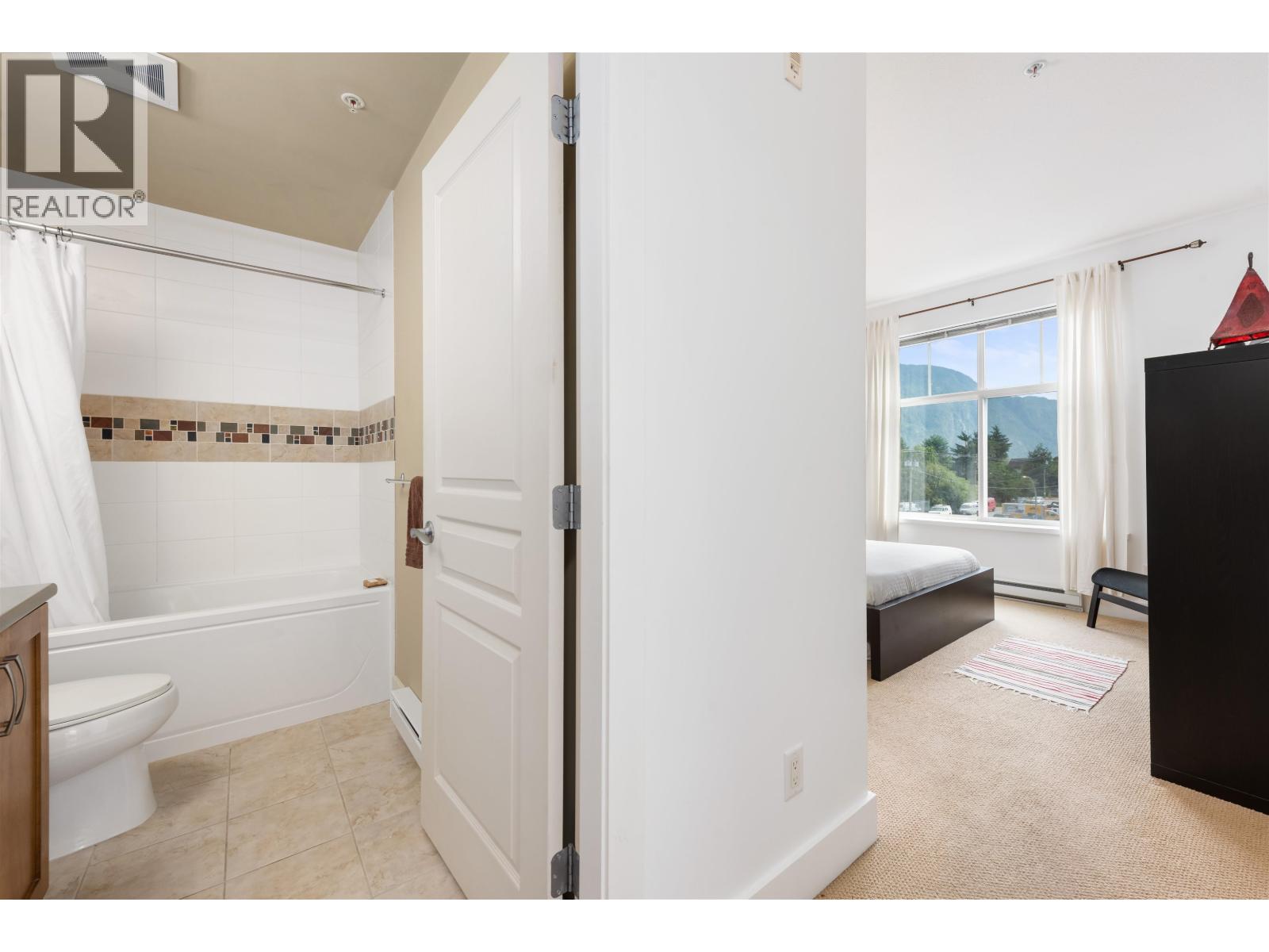 301 1336 Main Street, Squamish, British Columbia  V8B 0R2 - Photo 16 - R3040651
