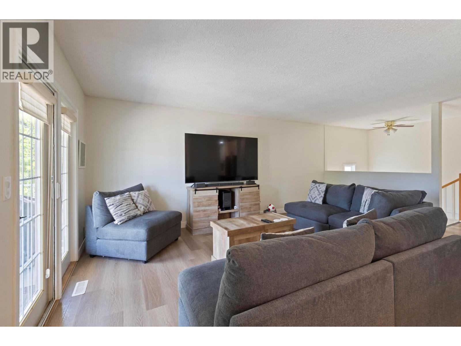565 Chepesuik Court, Kelowna, British Columbia  V1X 5S5 - Photo 8 - 10360609
