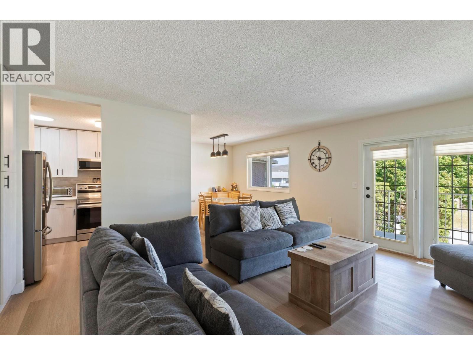 565 Chepesuik Court, Kelowna, British Columbia  V1X 5S5 - Photo 9 - 10360609