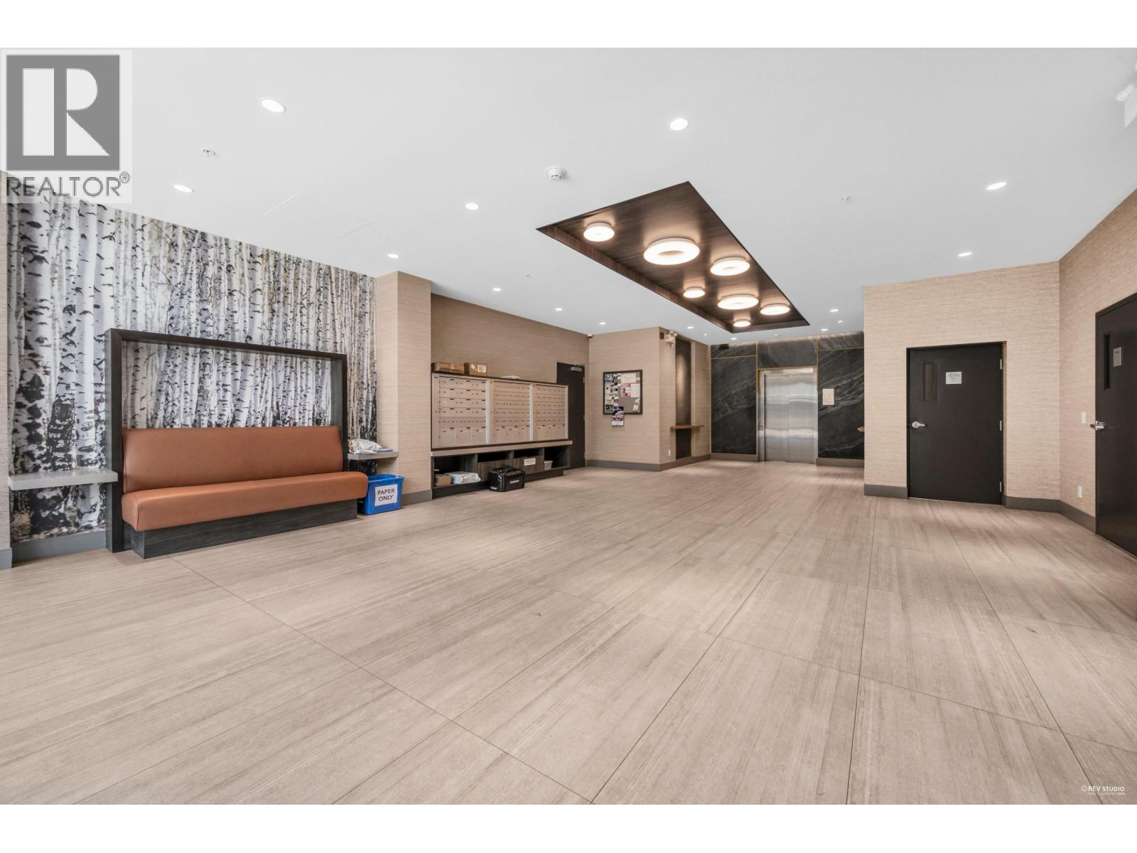 313 38033 Second Avenue, Squamish, British Columbia  V8B 0C4 - Photo 3 - R3040507