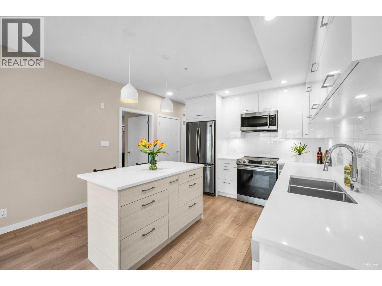 313 38033 Second Avenue, Squamish, British Columbia  V8B 0C4 - Photo 7 - R3040507