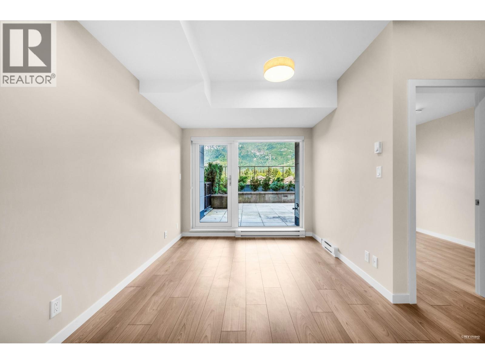 313 38033 Second Avenue, Squamish, British Columbia  V8B 0C4 - Photo 8 - R3040507