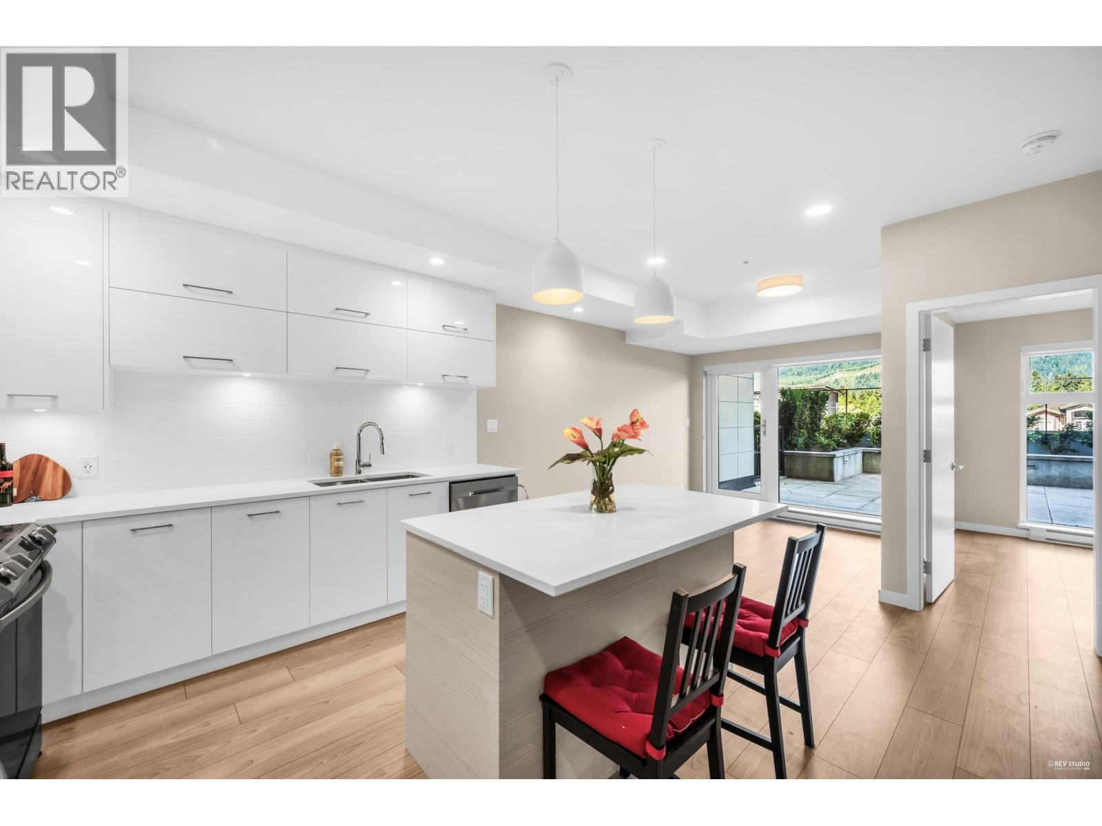 313 38033 Second Avenue, Squamish, British Columbia  V8B 0C4 - Photo 6 - R3040507