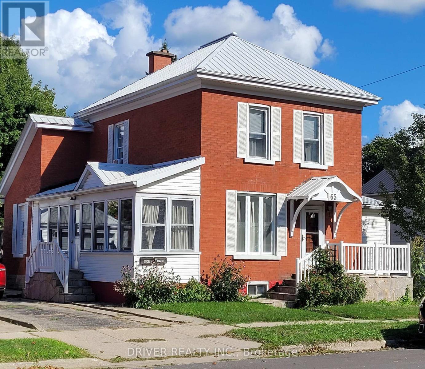 65 King Street, Aylmer, Ontario  N5H 2A2 - Photo 1 - X12316612