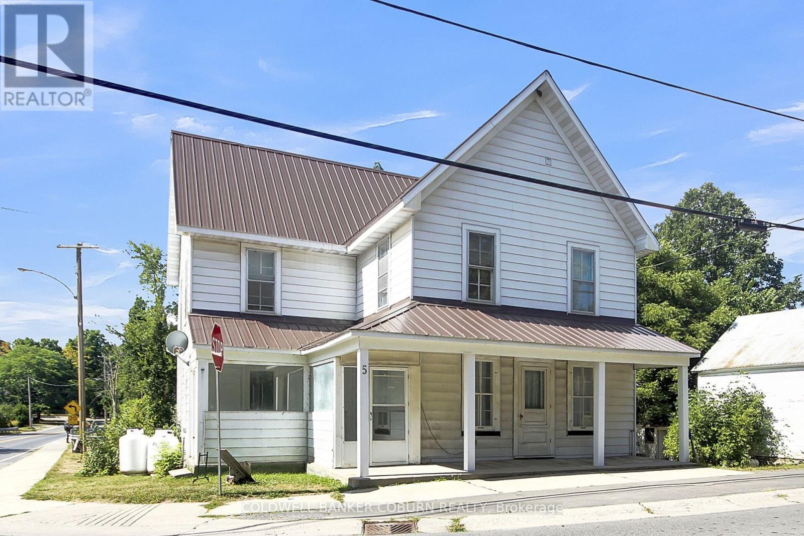 5 Water Street, North Grenville, Ontario  K0G 1S0 - Photo 10 - X12357231