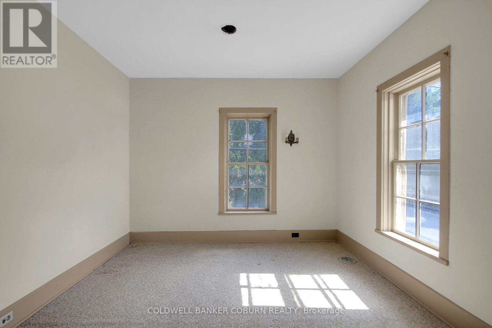 5 Water Street, North Grenville, Ontario  K0G 1S0 - Photo 13 - X12357231