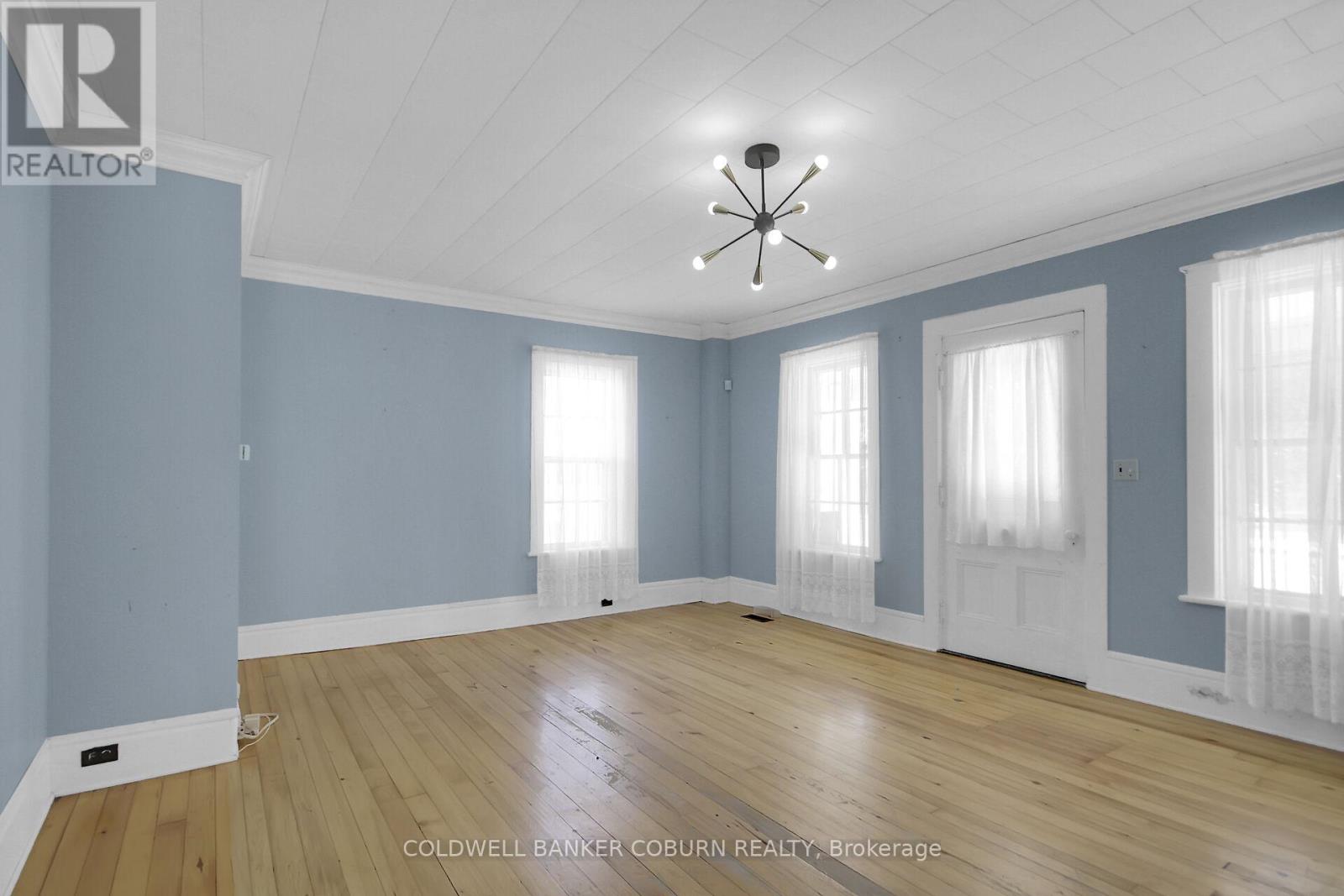 5 Water Street, North Grenville, Ontario  K0G 1S0 - Photo 24 - X12357231