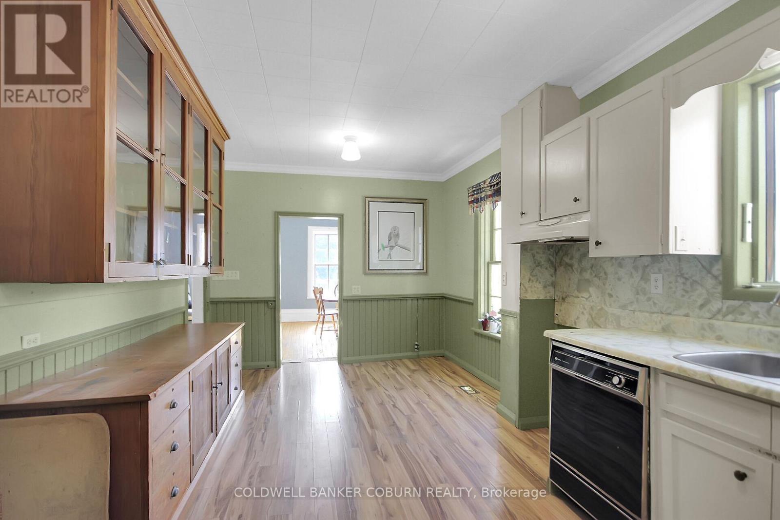 5 Water Street, North Grenville, Ontario  K0G 1S0 - Photo 23 - X12357231