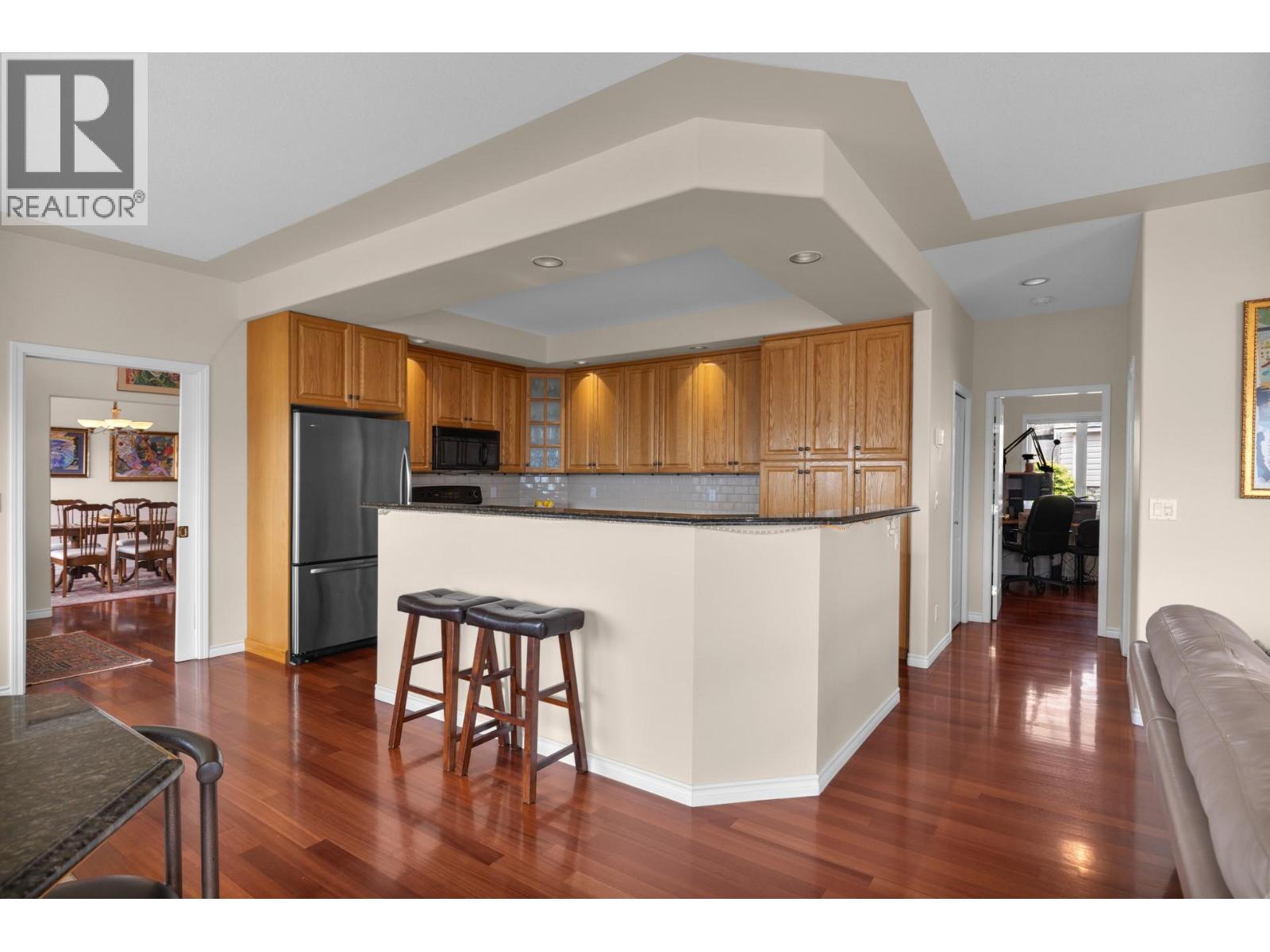 705 Royal Pine Drive, Kelowna, British Columbia  V1Y 9G2 - Photo 8 - 10347295