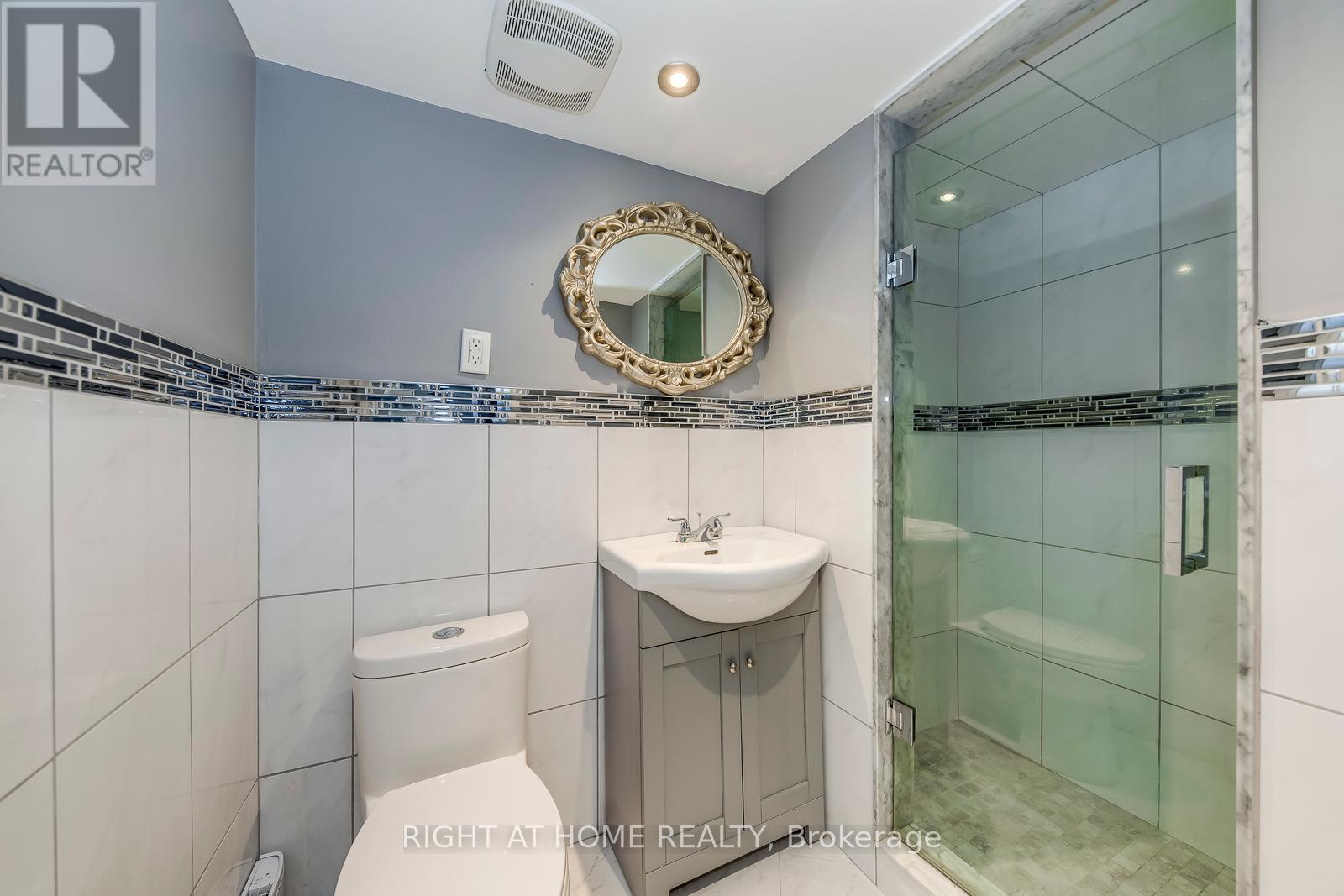 3349 Grand Park Drive, Mississauga (Fairview), Ontario  L5B 4C9 - Photo 25 - W12284597