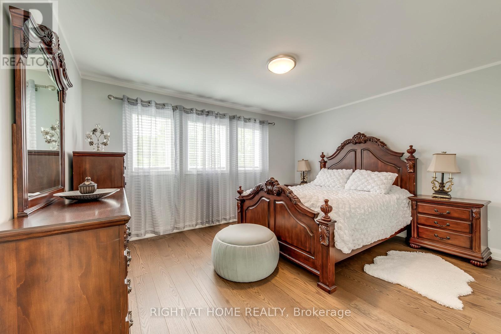 3349 Grand Park Drive, Mississauga (Fairview), Ontario  L5B 4C9 - Photo 18 - W12284597