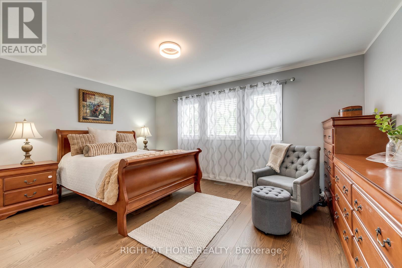 3349 Grand Park Drive, Mississauga (Fairview), Ontario  L5B 4C9 - Photo 19 - W12284597