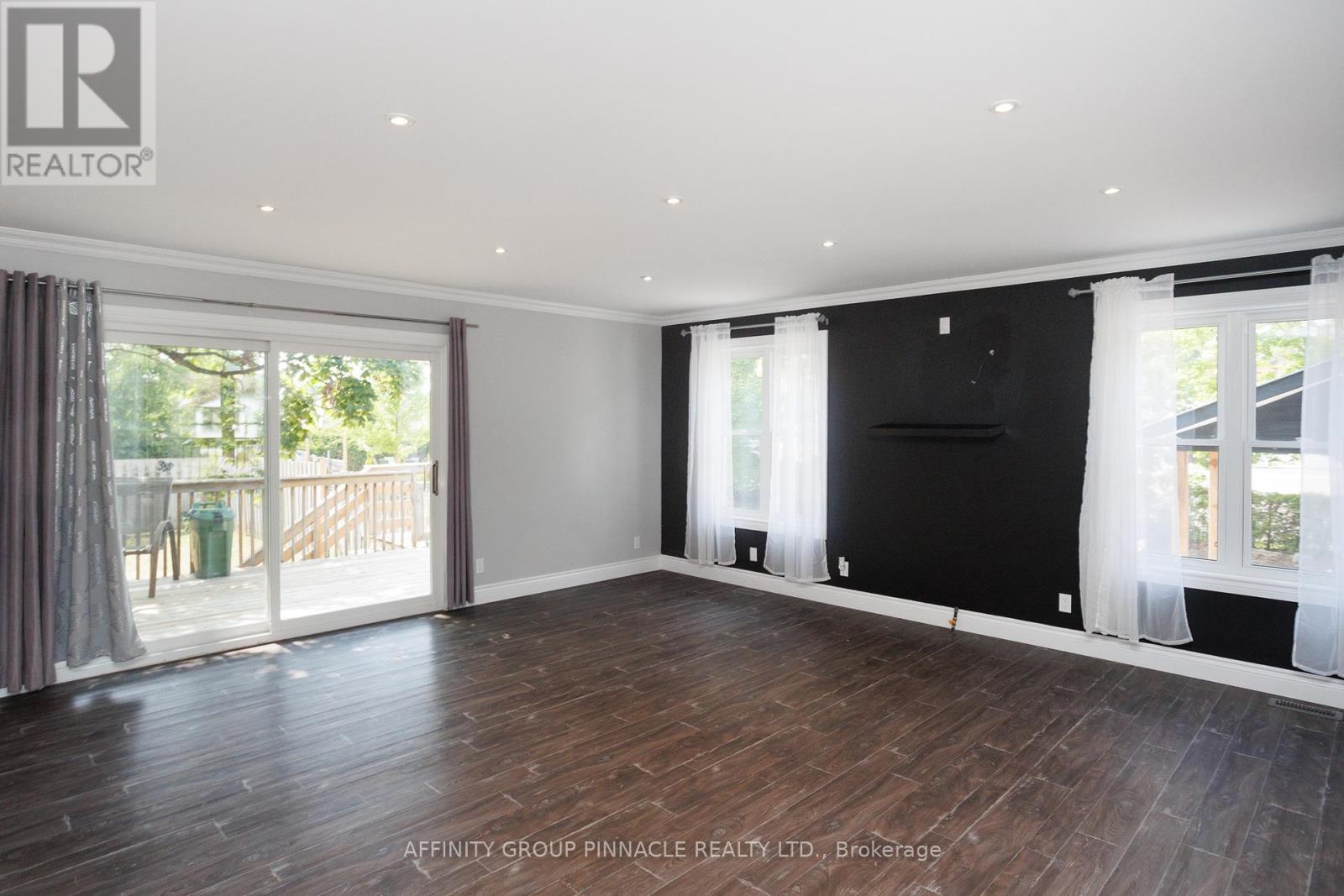 3 Duke Street, Kawartha Lakes, Ontario  K9V 2K5 - Photo 17 - X12365444