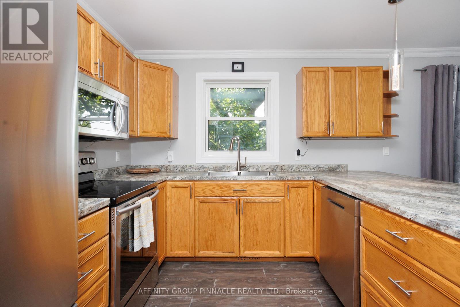 3 Duke Street, Kawartha Lakes, Ontario  K9V 2K5 - Photo 22 - X12365444