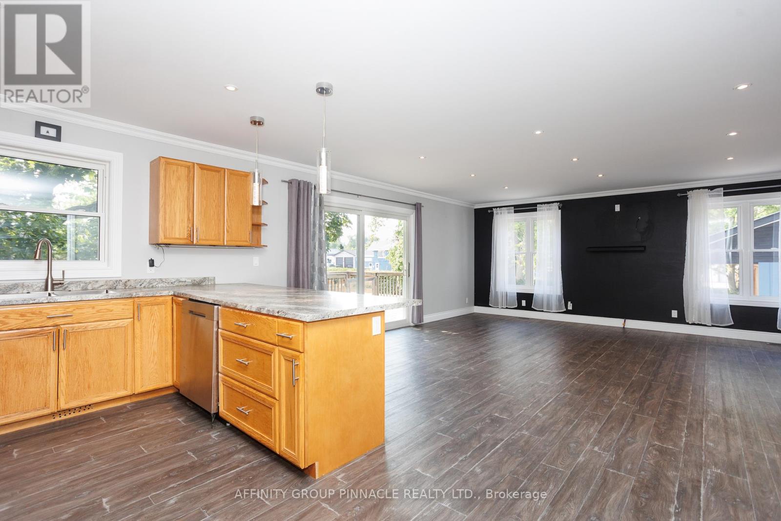 3 Duke Street, Kawartha Lakes, Ontario  K9V 2K5 - Photo 26 - X12365444