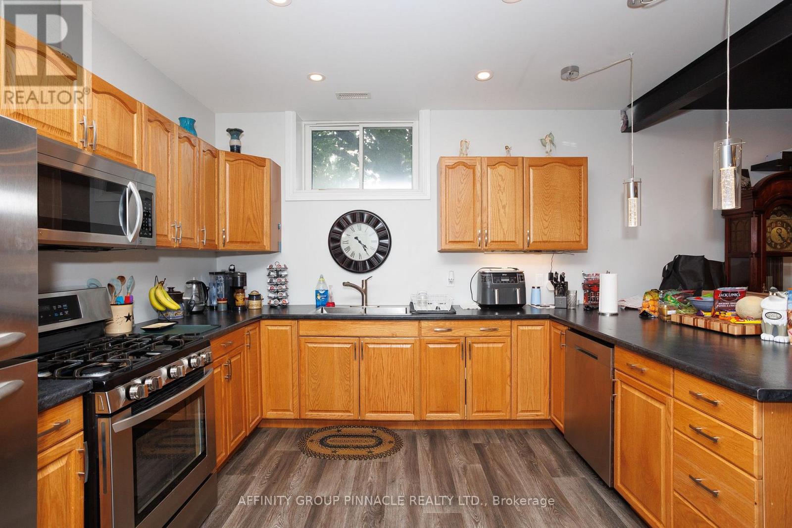 3 Duke Street, Kawartha Lakes, Ontario  K9V 2K5 - Photo 34 - X12365444