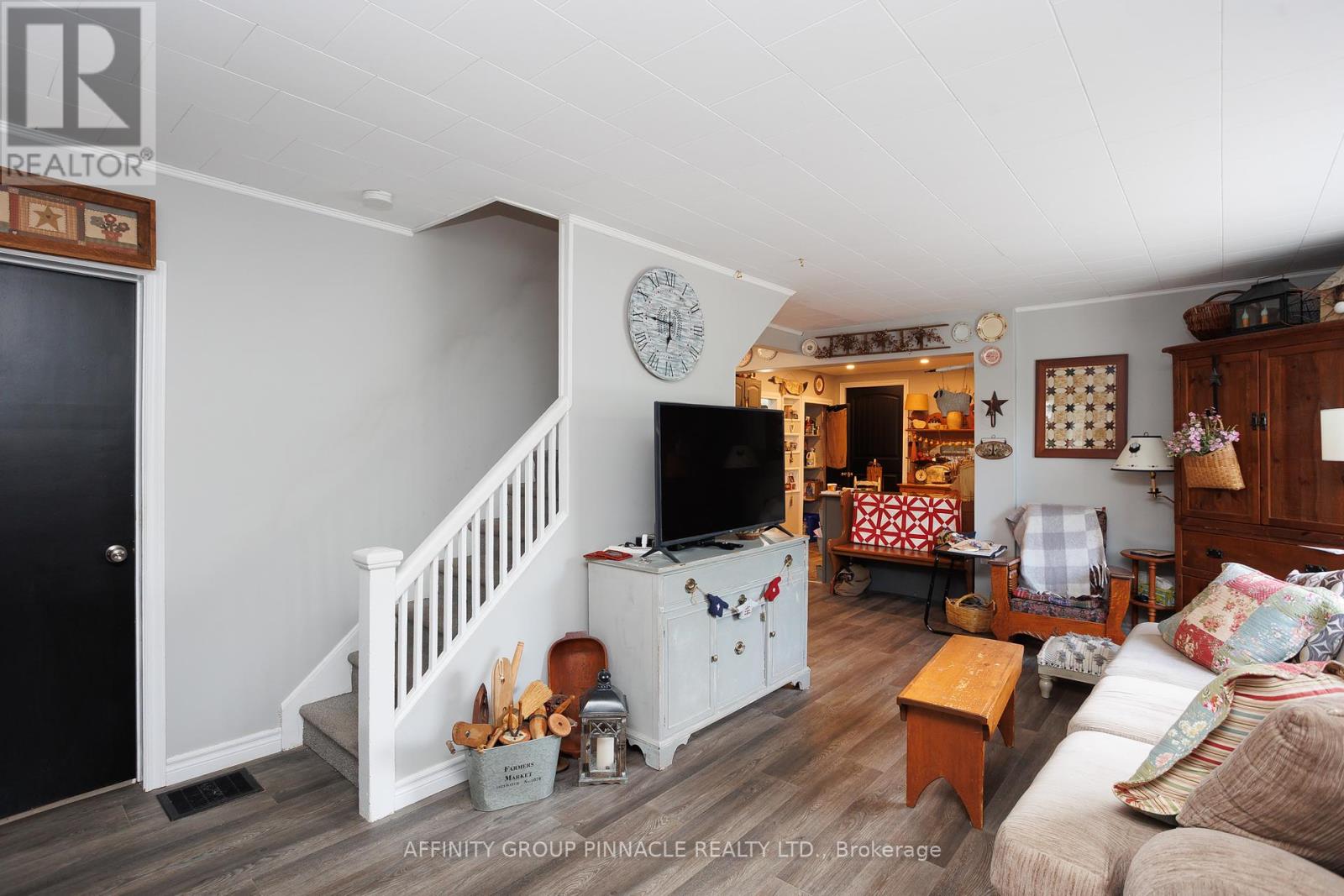 3 Duke Street, Kawartha Lakes, Ontario  K9V 2K5 - Photo 38 - X12365444