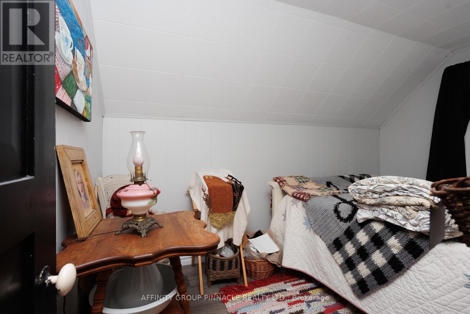 3 Duke Street, Kawartha Lakes, Ontario  K9V 2K5 - Photo 47 - X12365444