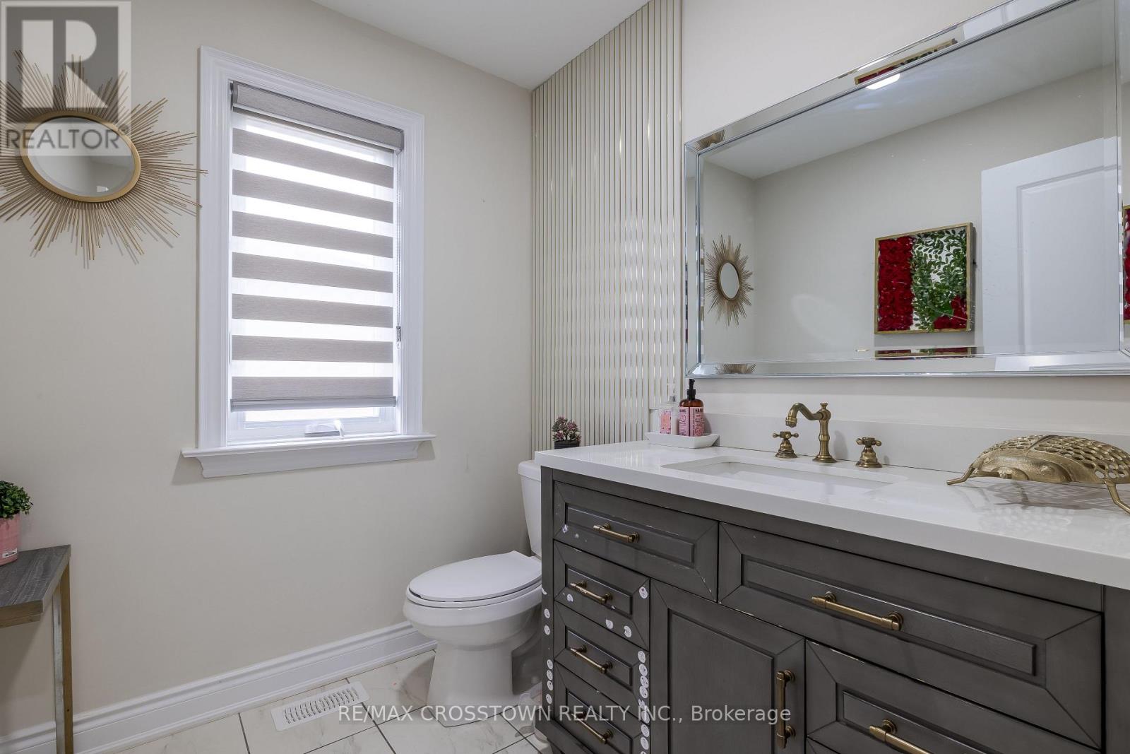 10 Stewart Crescent, Essa (Thornton), Ontario  L0L 2N0 - Photo 30 - N12365361