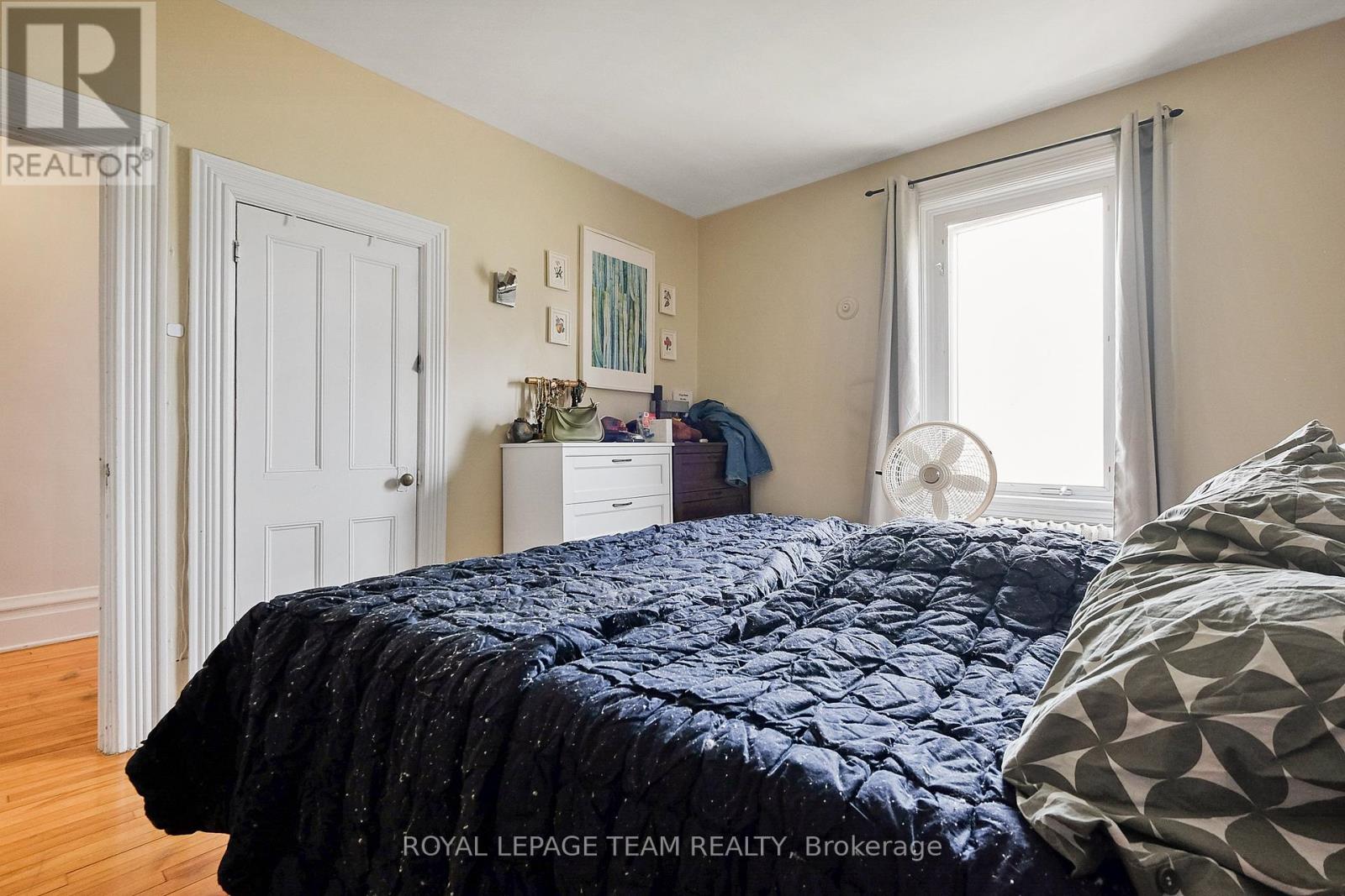 305 Waverley Street, Ottawa, Ontario  K2P 0V9 - Photo 15 - X12365393