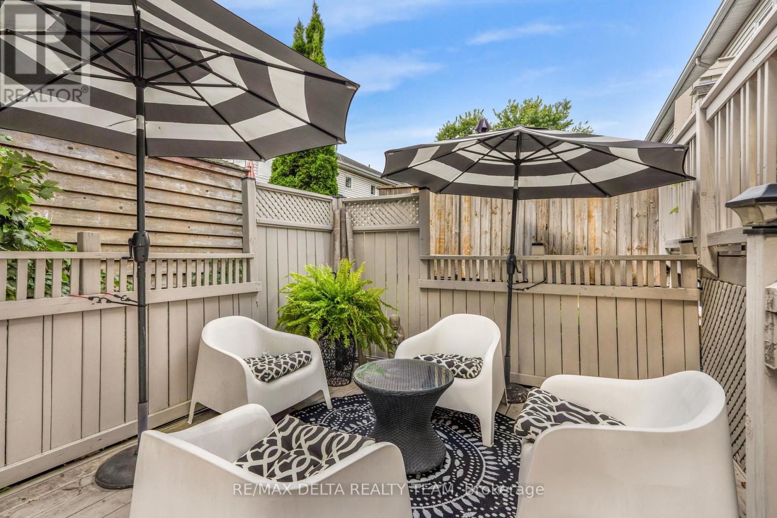 116 Gladeview Private, Ottawa, Ontario  K1T 4C5 - Photo 29 - X12365399