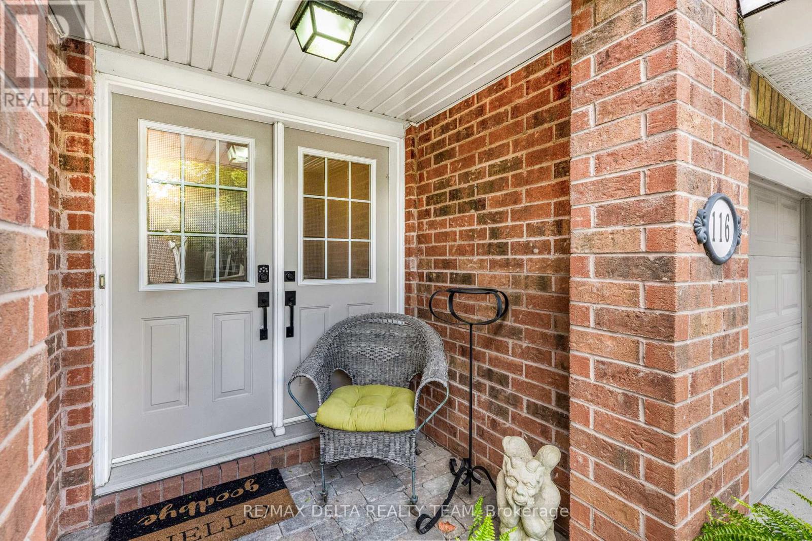 Property at 116 GLADEVIEW PRIVATE image 3