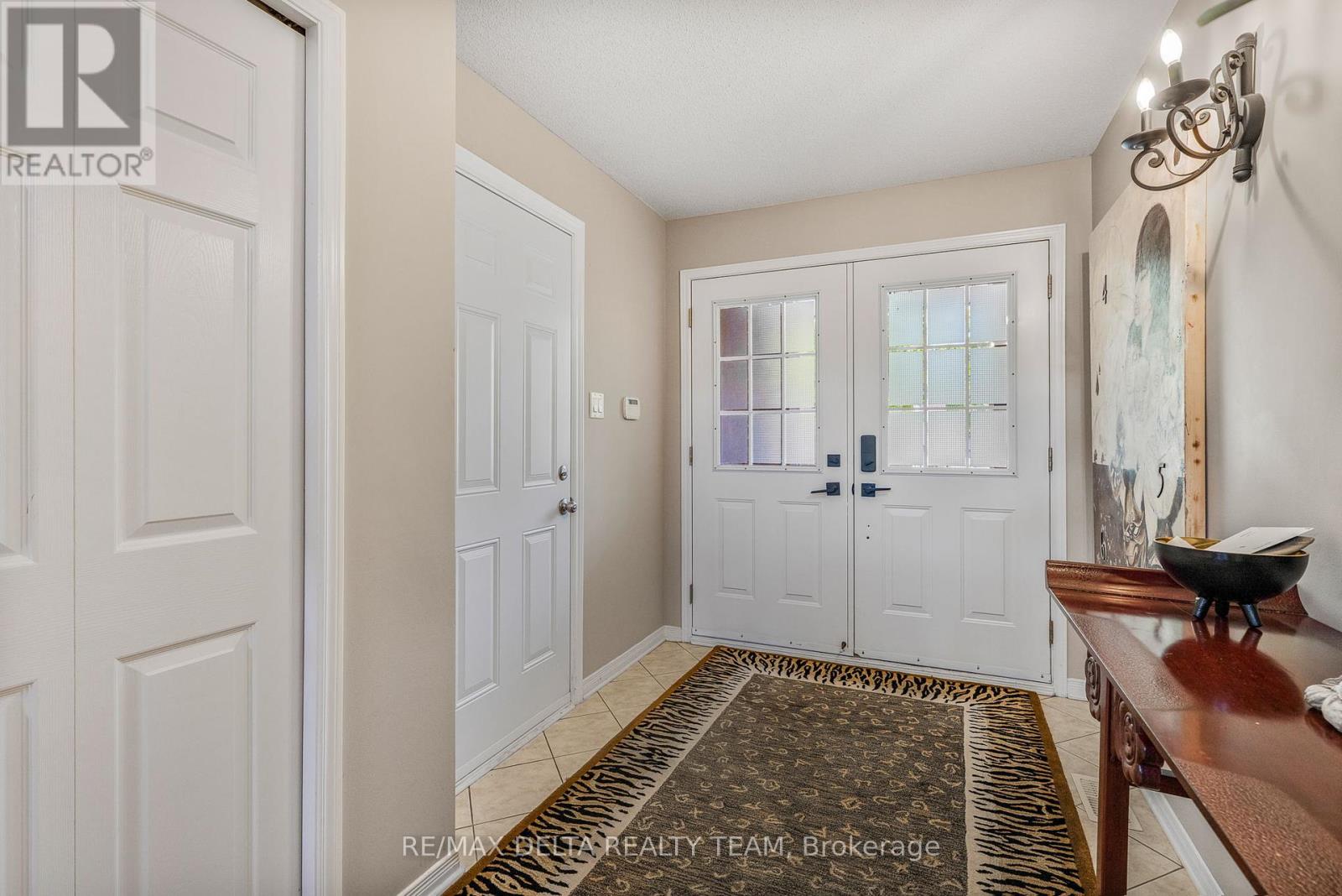 Property at 116 GLADEVIEW PRIVATE image 4