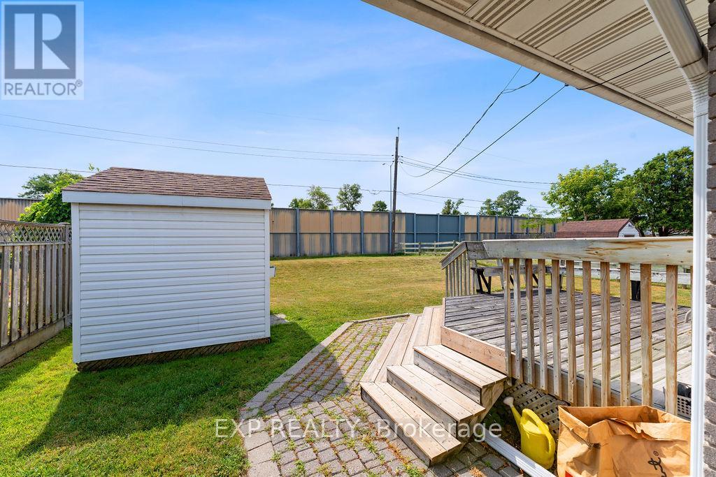 2536 Roman Avenue, Ottawa, Ontario  K2B 7X9 - Photo 26 - X12365405