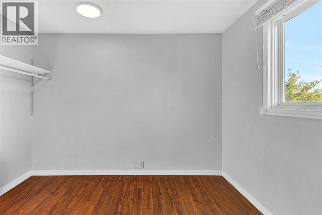 32 Erin Mount Crescent Se, Calgary, Alberta  T2B 2S3 - Photo 23 - A2251705
