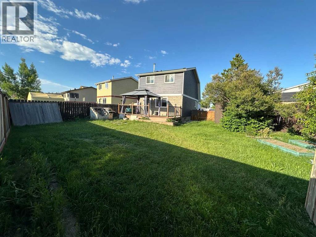 32 Erin Mount Crescent Se, Calgary, Alberta  T2B 2S3 - Photo 35 - A2251705
