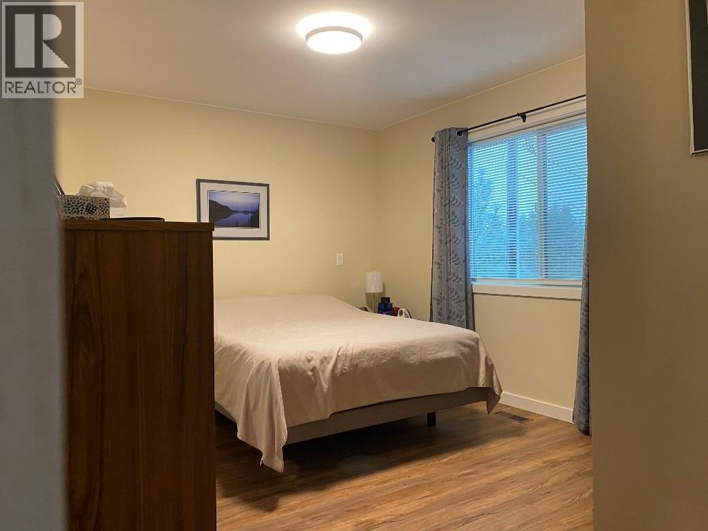 4045 Vale Avenue, Grand Forks, British Columbia  V0H 1H5 - Photo 8 - 10348700