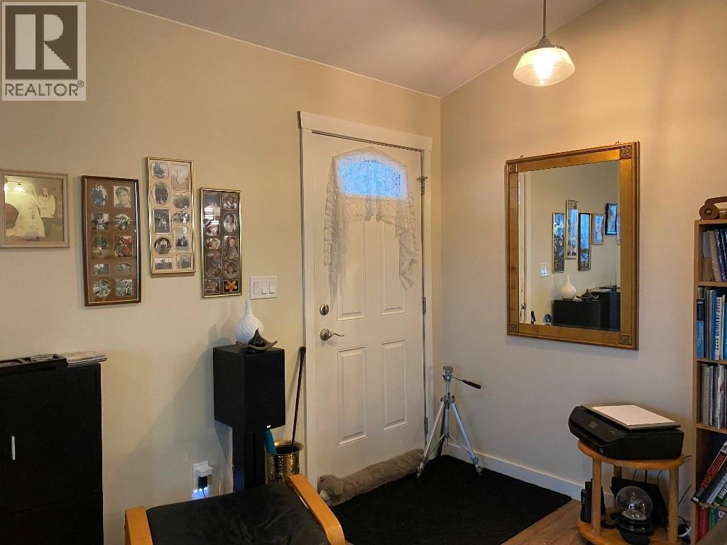 4045 Vale Avenue, Grand Forks, British Columbia  V0H 1H5 - Photo 17 - 10348700