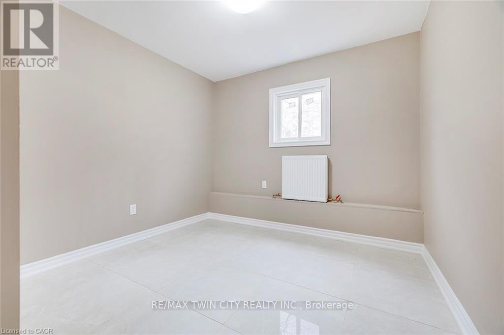 457 King Street E, Cambridge, Ontario  N3H 3N1 - Photo 11 - X12365349