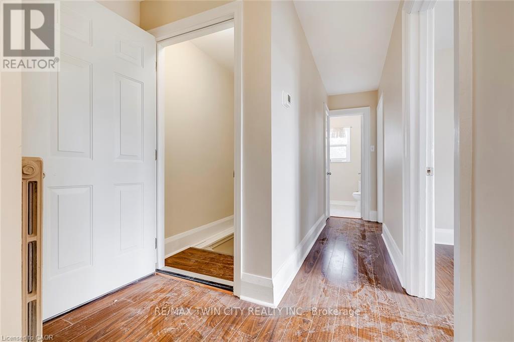 457 King Street E, Cambridge, Ontario  N3H 3N1 - Photo 20 - X12365349