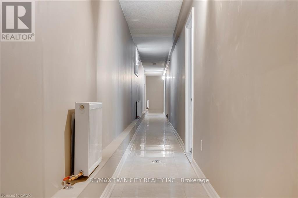 457 King Street E, Cambridge, Ontario  N3H 3N1 - Photo 6 - X12365349