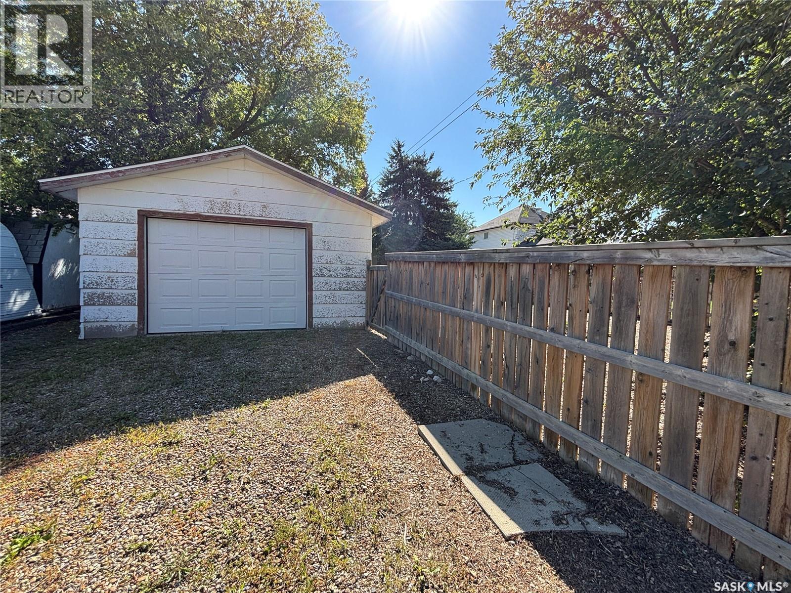 213 Griffin Street, Maple Creek, Saskatchewan  S0N 1N0 - Photo 11 - SK016679