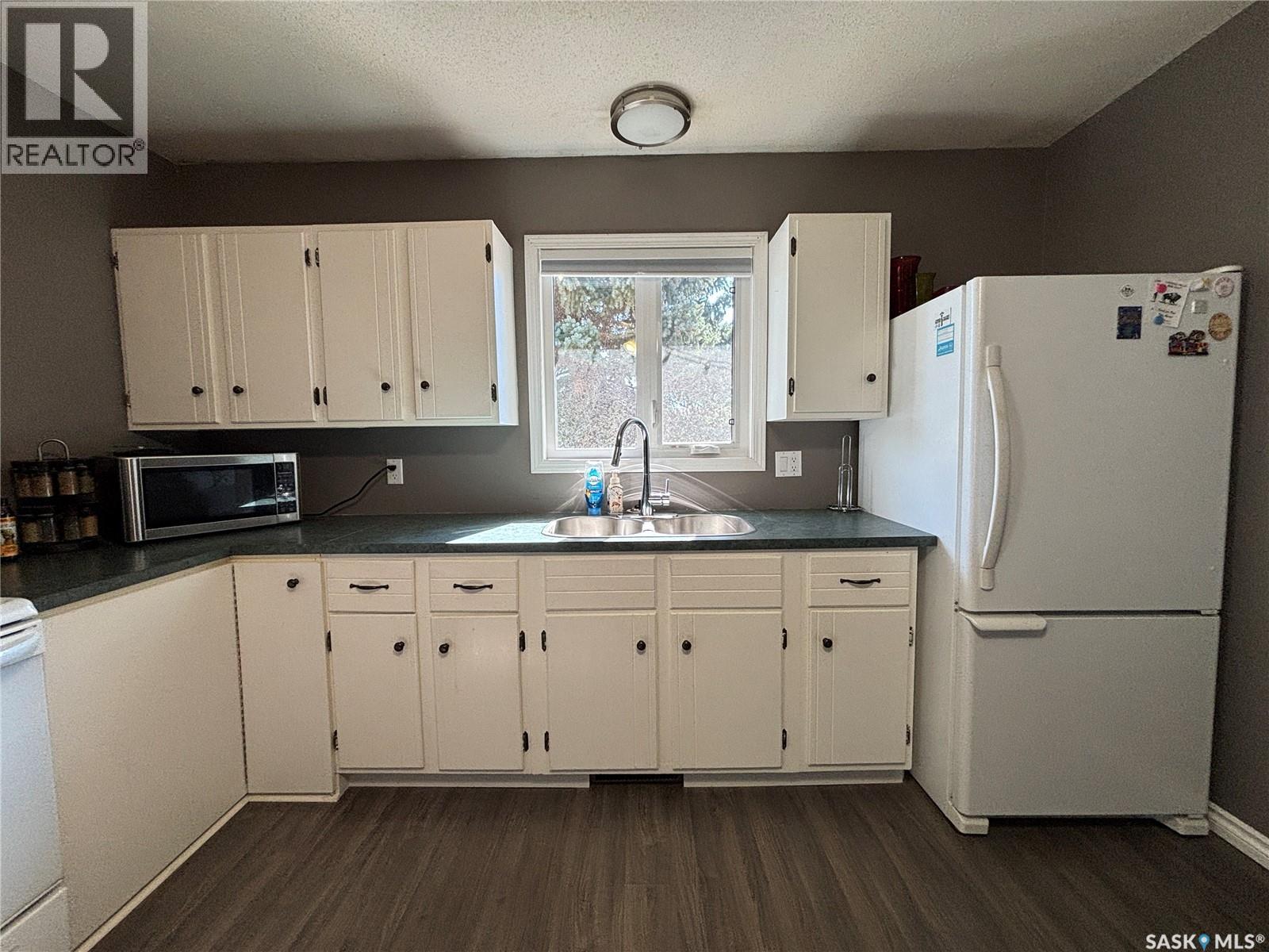 213 Griffin Street, Maple Creek, Saskatchewan  S0N 1N0 - Photo 17 - SK016679