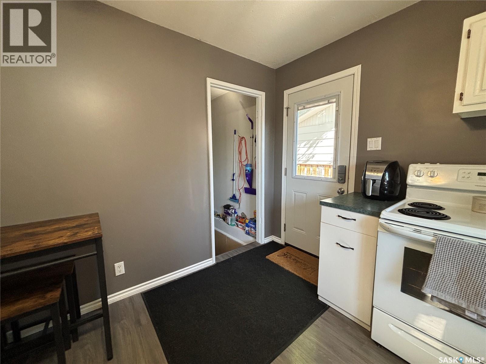 213 Griffin Street, Maple Creek, Saskatchewan  S0N 1N0 - Photo 22 - SK016679