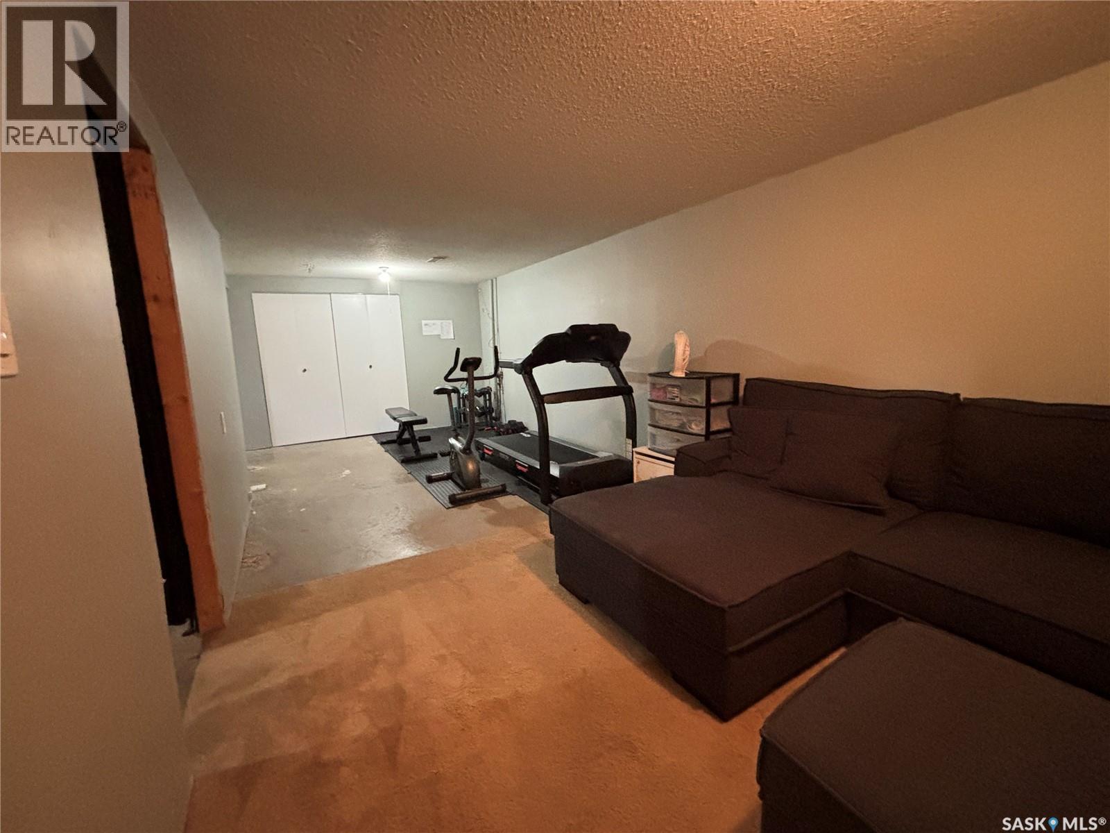 213 Griffin Street, Maple Creek, Saskatchewan  S0N 1N0 - Photo 37 - SK016679