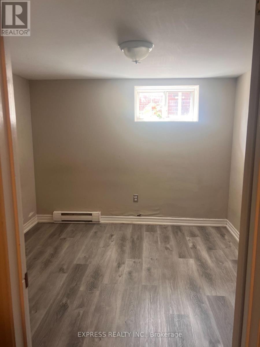 Bsmt - 80 Taunton Road W, Oshawa, Ontario  L1G 3T2 - Photo 8 - E12365475
