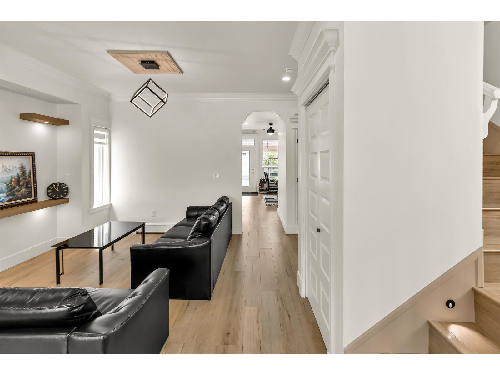 Property at 14838 72 AVENUE image 4