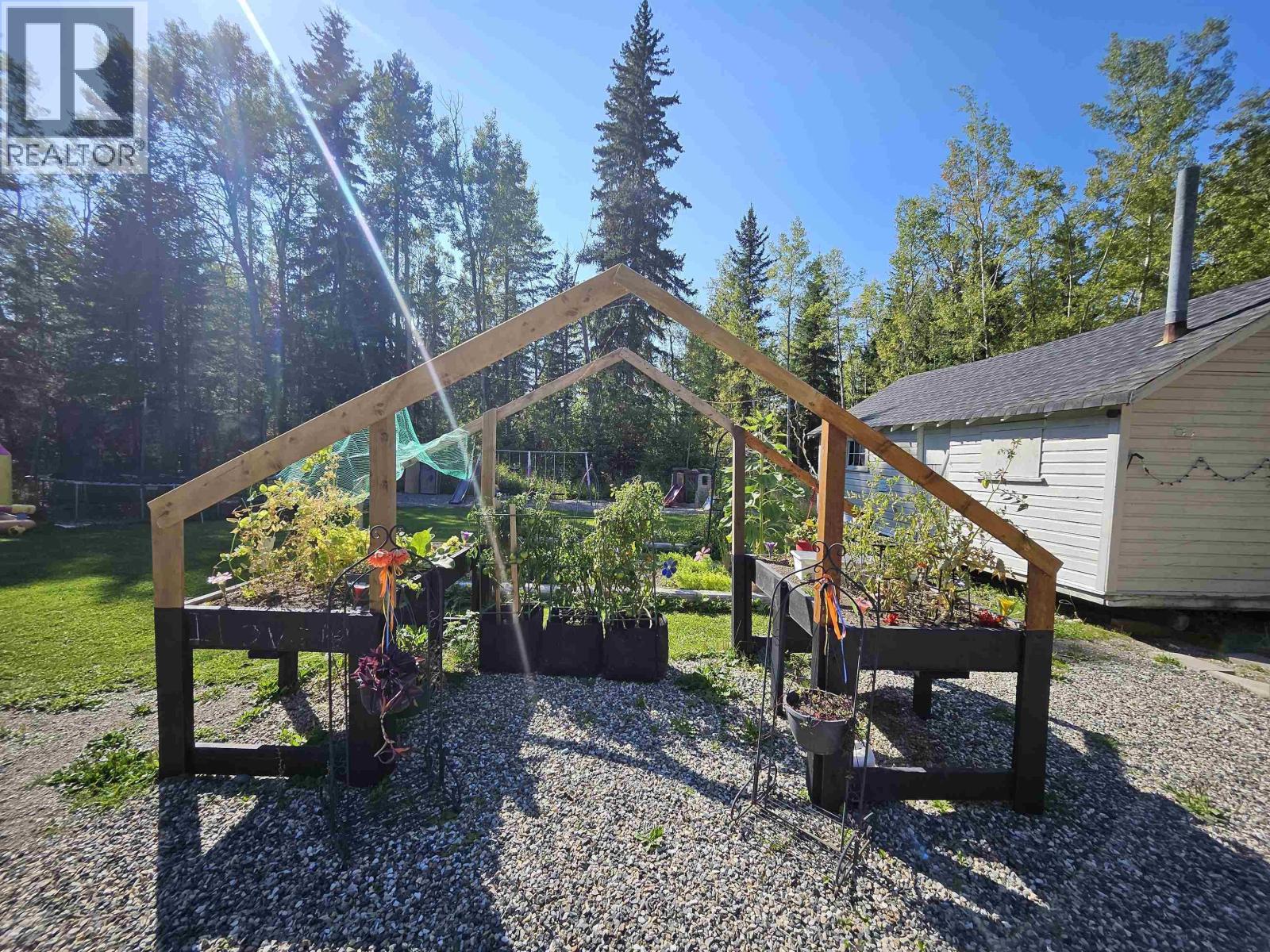 2071 Blackwater Road, Quesnel, British Columbia  V2J 7B4 - Photo 5 - R3040183