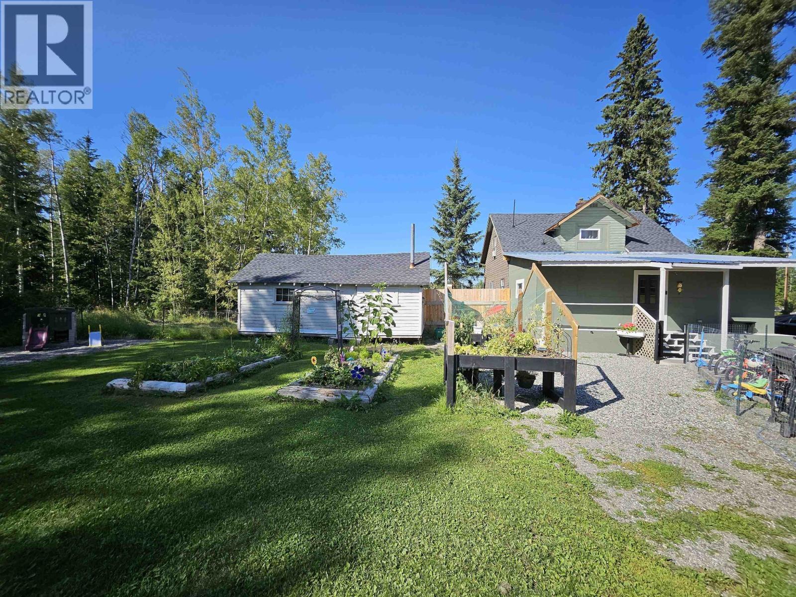 2071 Blackwater Road, Quesnel, British Columbia  V2J 7B4 - Photo 6 - R3040183